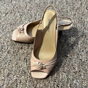 Karen Scott ,size:8.5